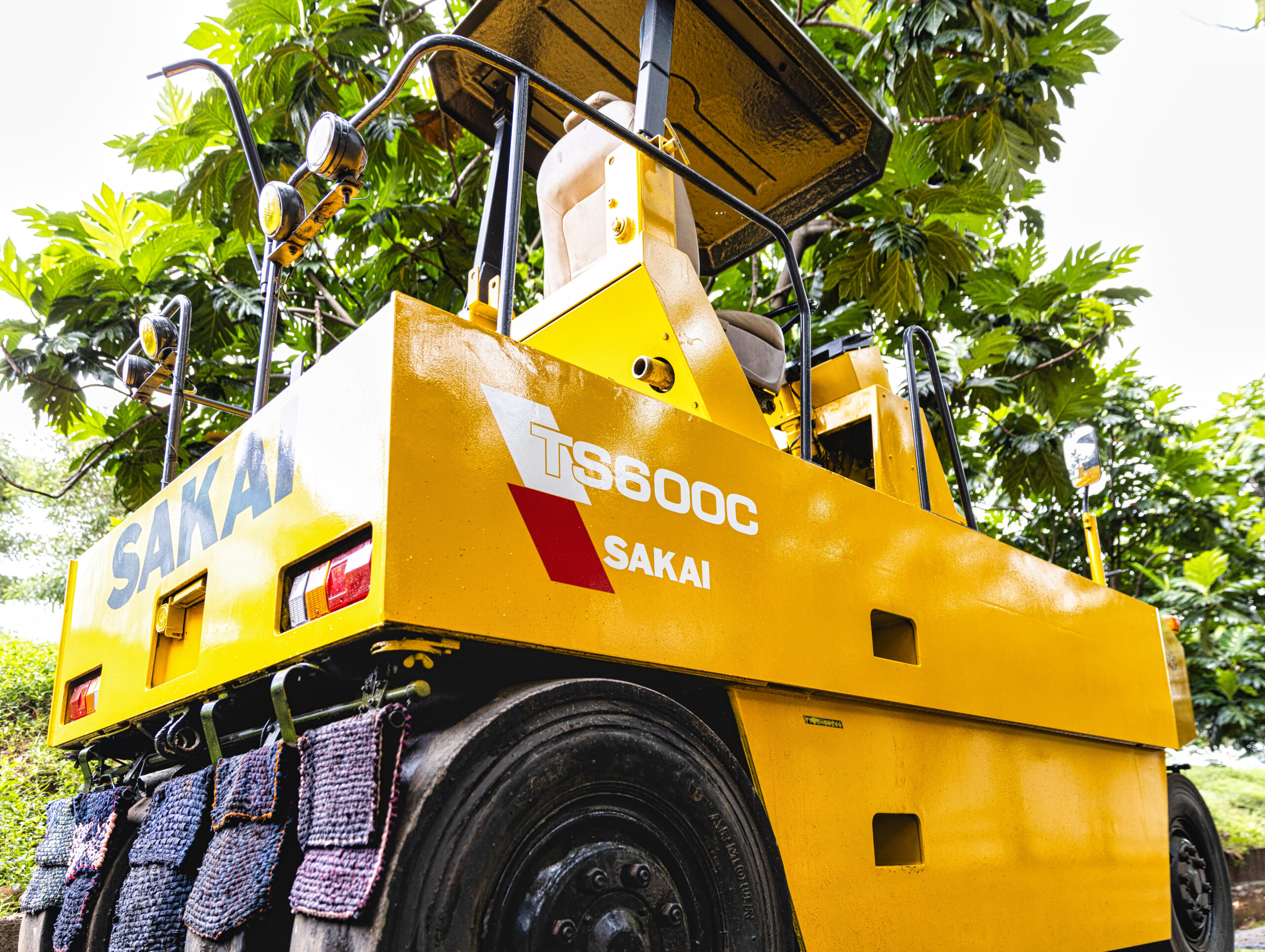 eosr8237